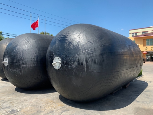Gumowy błotnik Yokohama 3,3 x 6,5 m z łańcuchem i siatką na opony