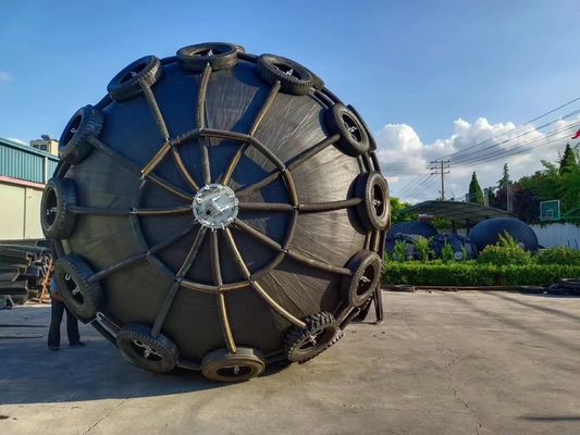 Yokohama Cylindrical Pneumatic Fenders - Dostosowywalne Do 4,5 m