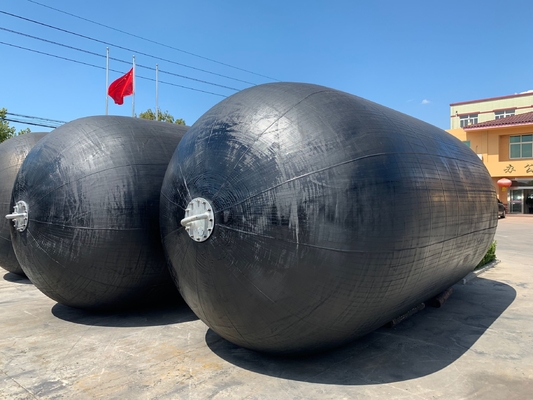 00,5-4,5m średnicy Yokohama Marine Fender z niską siłą reakcji i 2 letnią gwarancją