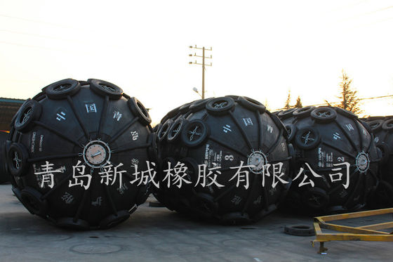 Wysoka wytrzymałość Płynne zderzaki morskie Doskonała wydajność dla statków