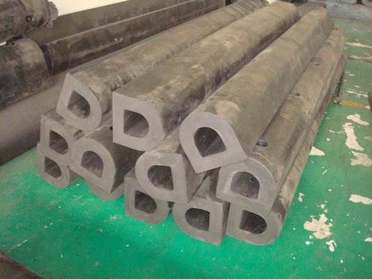 Solid Black D-shaped Rubber Fenders Doskonała odporność na warunki pogodowe Standardowy pakiet przez Rubber Fender