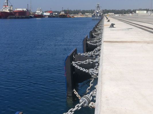 PDF Format rysunku stożkowy gumowy fender Doskonała odporność na uderzenia dla korzyści