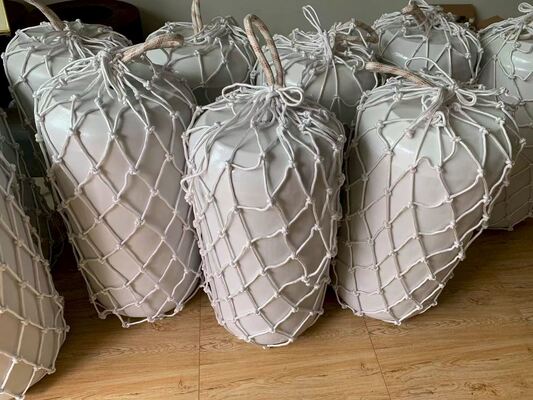 24 miesiące Okres Pianka wypełnione Fenders D3.0m X L5.0m Deflection 60 procent Trwałe Marine Dock Ochrona Rozwiązanie